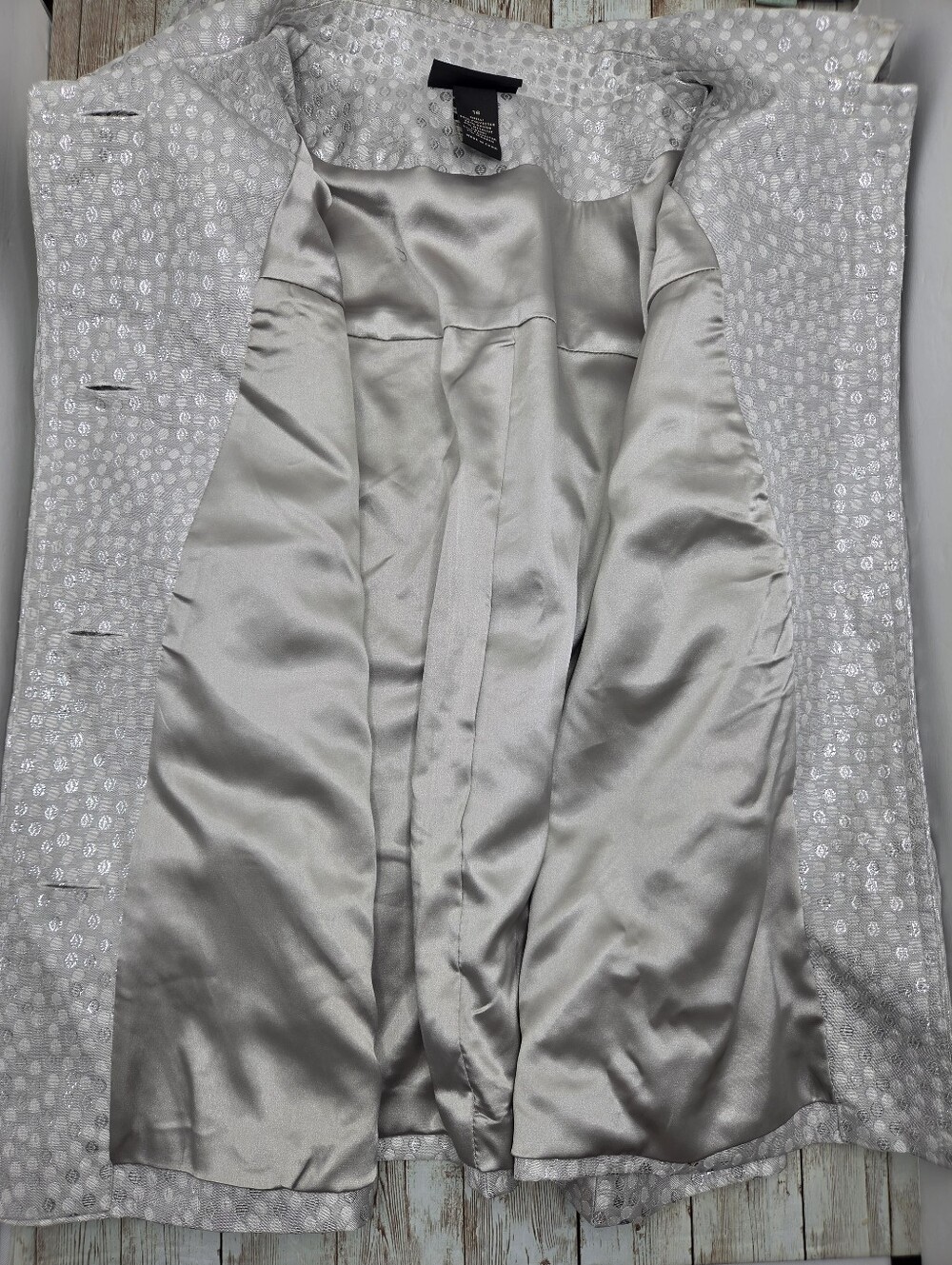 ✨ Lane Bryant Metallic Silver Polka Dot Cropped Jacket 16 - Picture 9 of 10